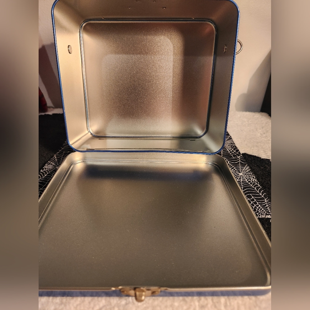 🌝Sailor Moon Metal Lunchbox🌛 - Picture 8 of 11